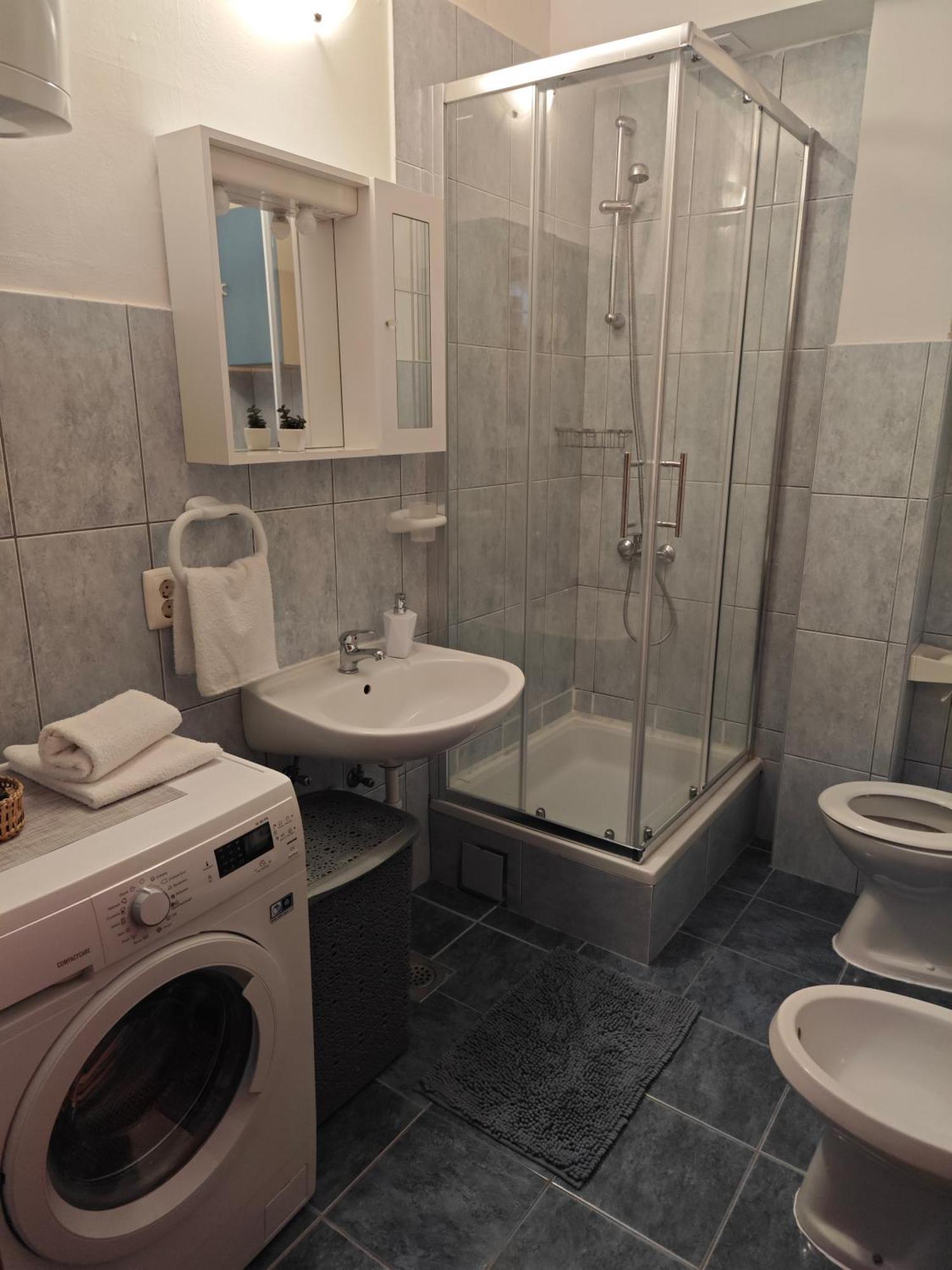 Apartment Paula Kaštela Eksteriør billede