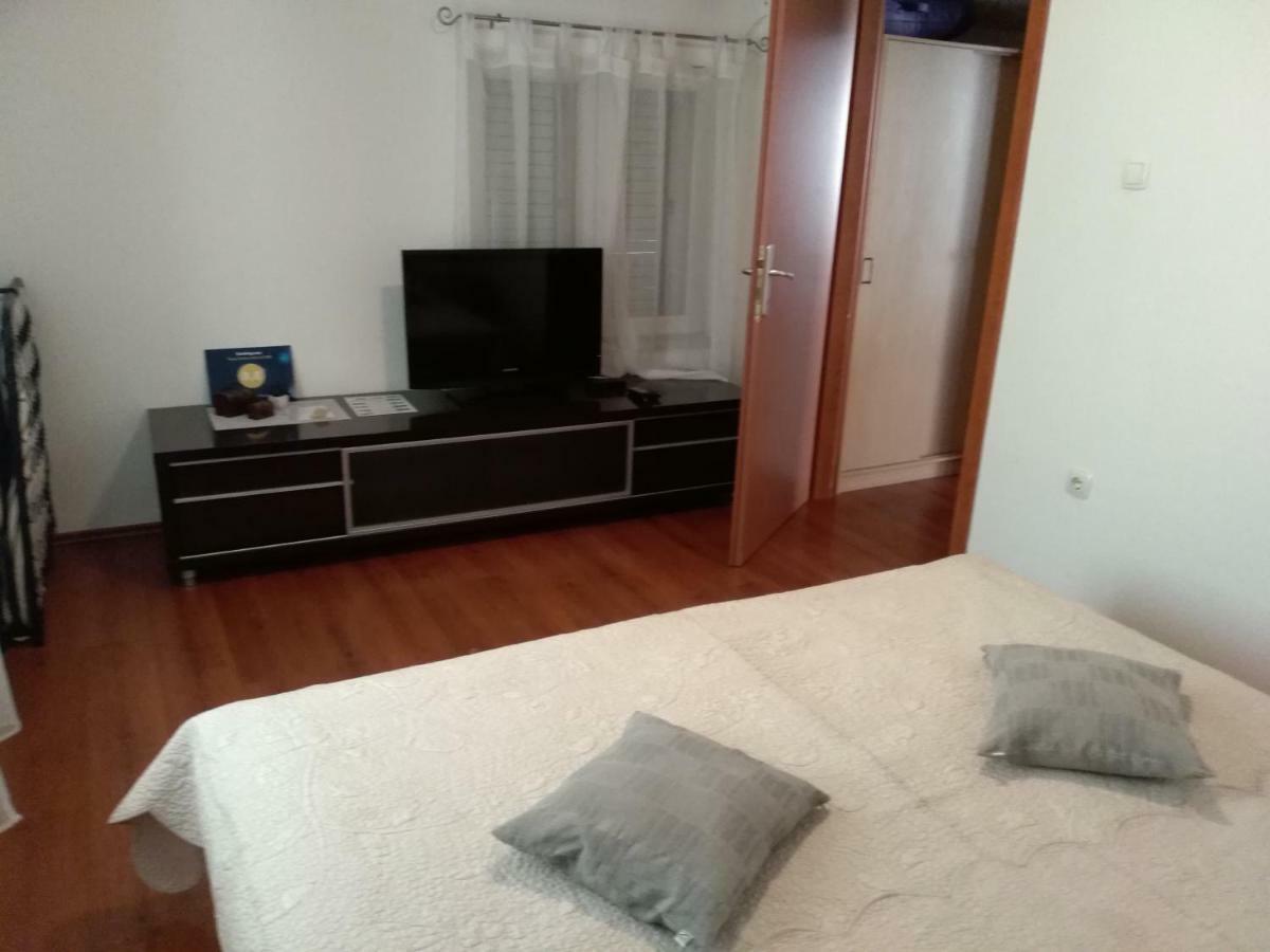 Apartment Paula Kaštela Eksteriør billede